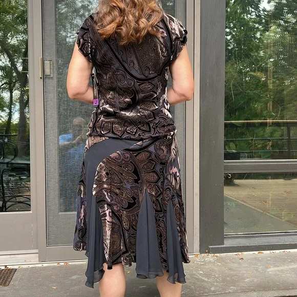 Black and Brown Skirt Set - Picture 2 of 16